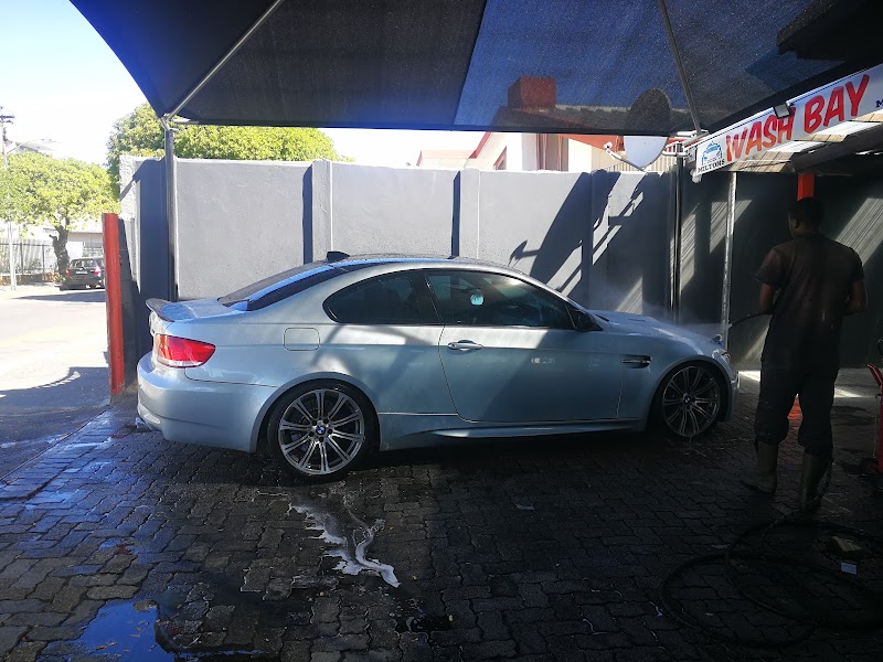 Milton's Car Wash - Photo 2